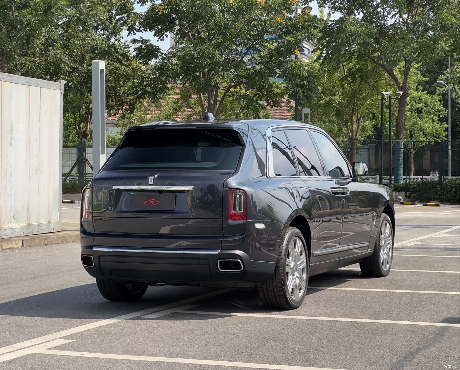Rolls-Royce Cullinan, 2019 все фото