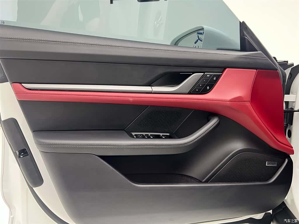 Porsche Taycan, 2026 15