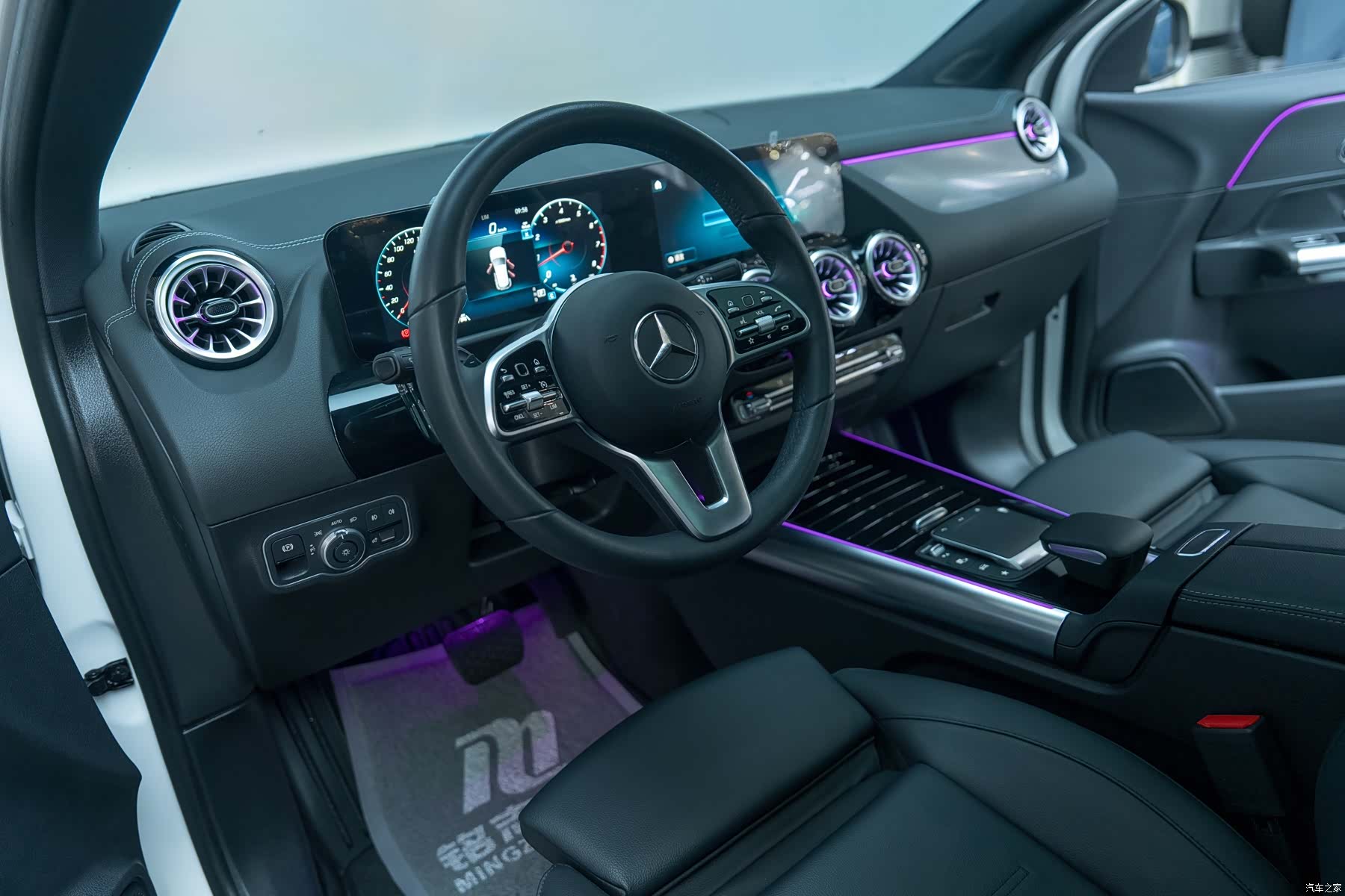 Mercedes-Benz GLA, 2023 10