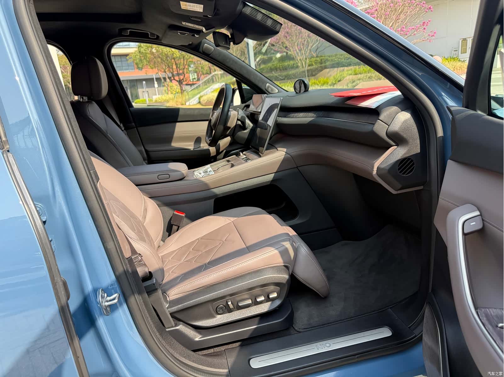 NIO ES7, 2023 12