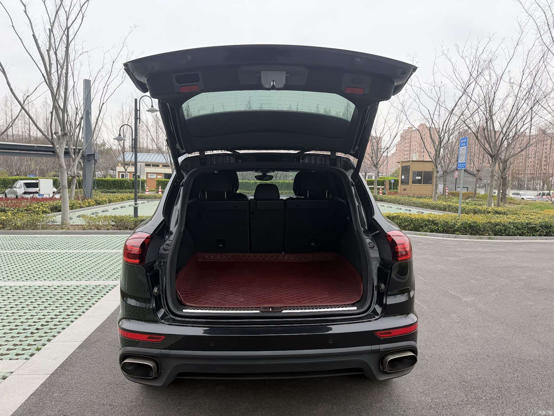Porsche Cayenne, 2015 11