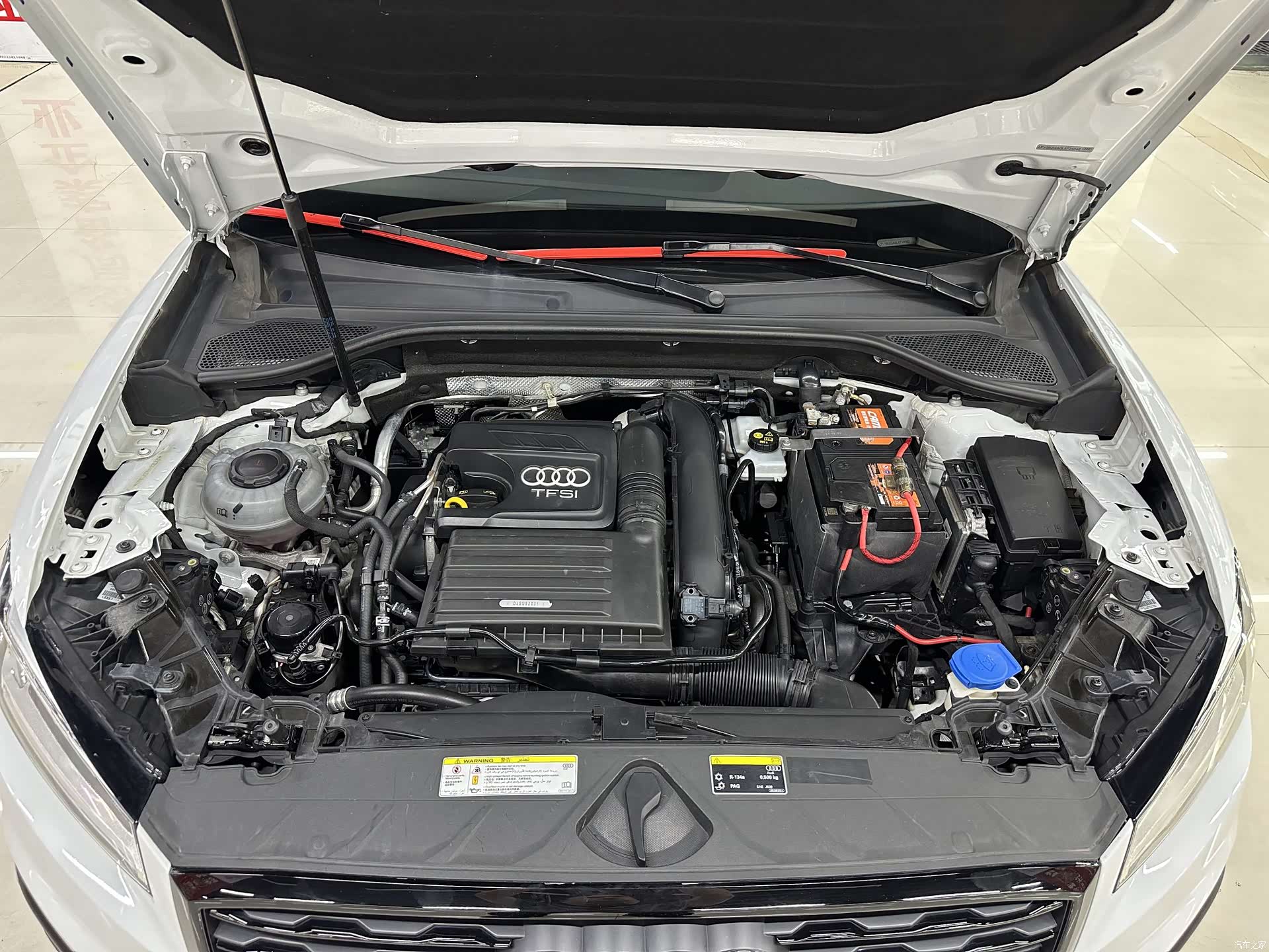 Audi Q2L, 2020 10