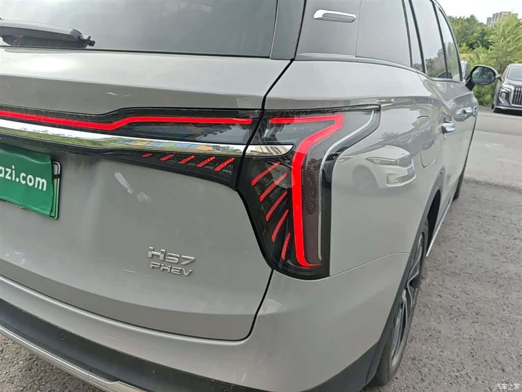 Hongqi HS7, 2024 8