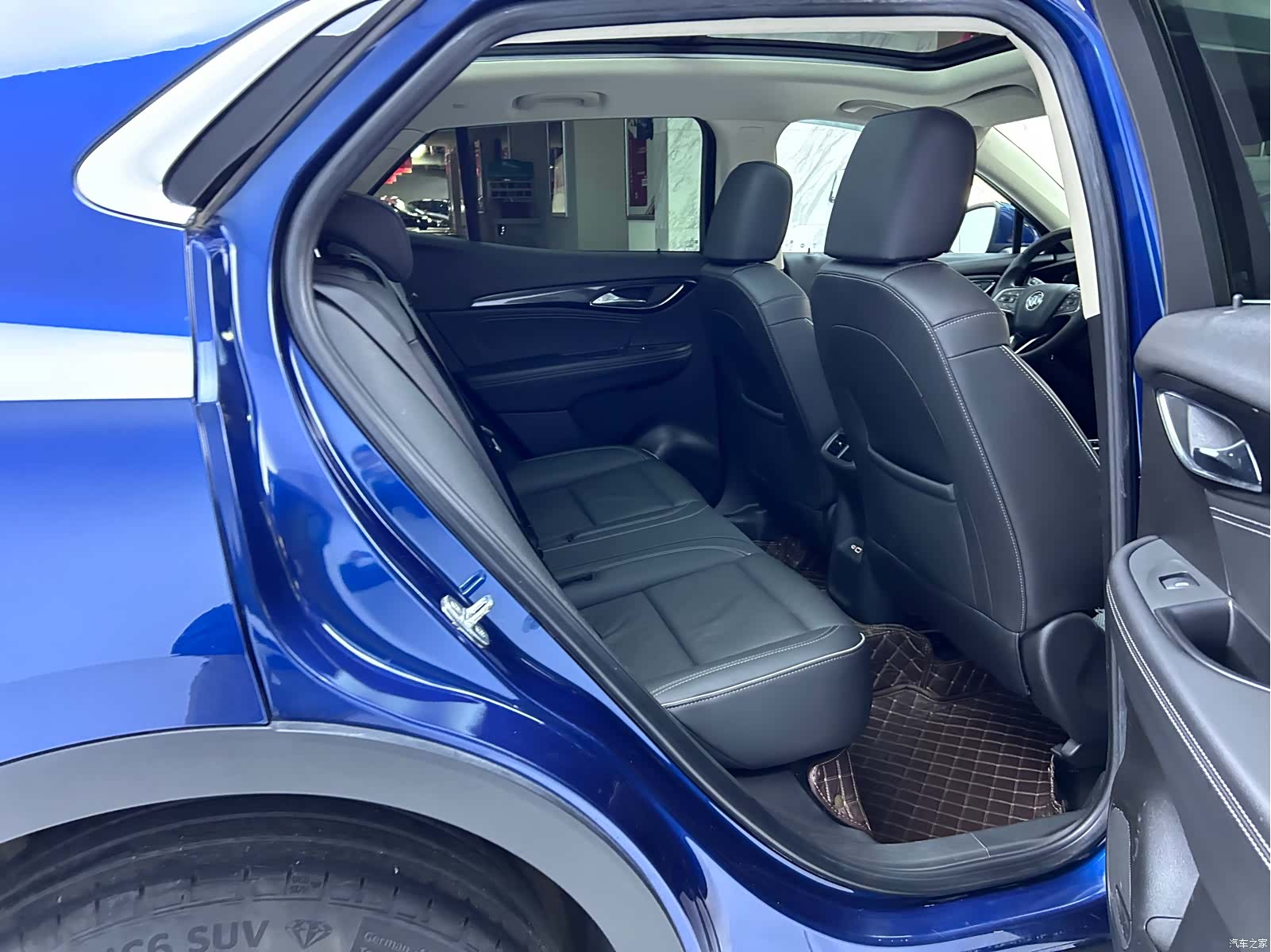 Buick Envision, 2023 11