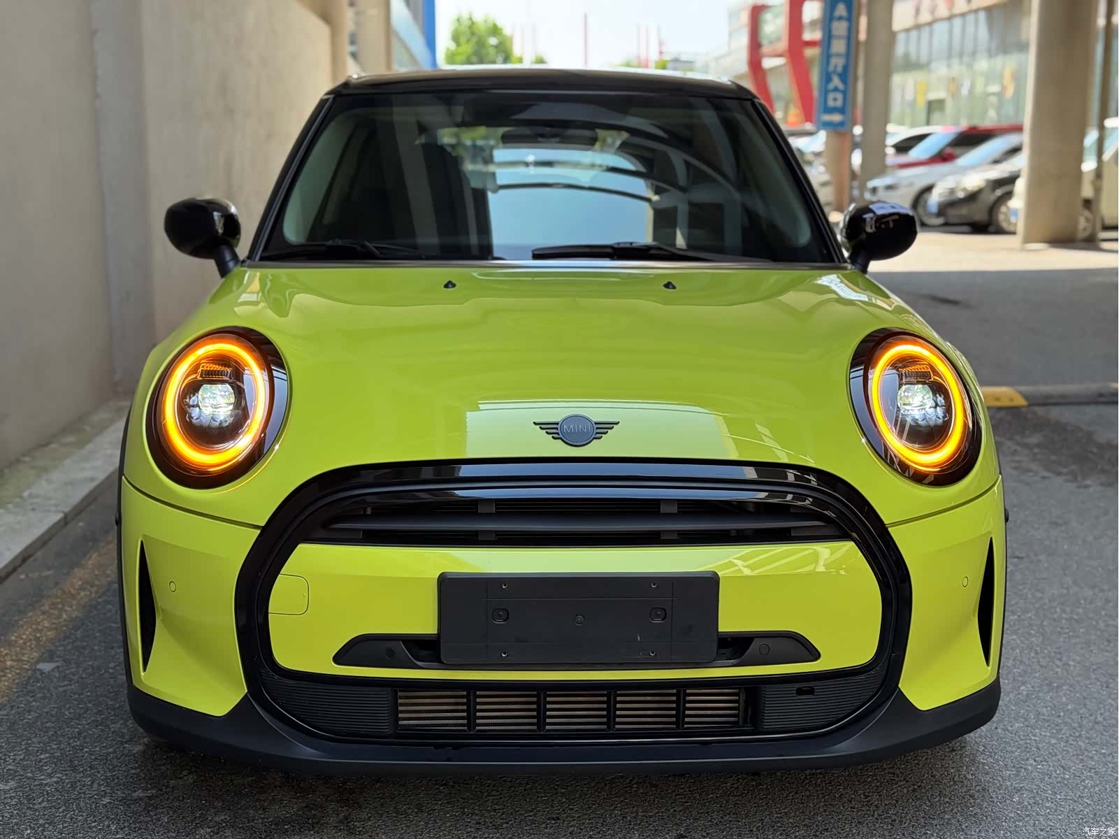Mini Cooper, 2023 2