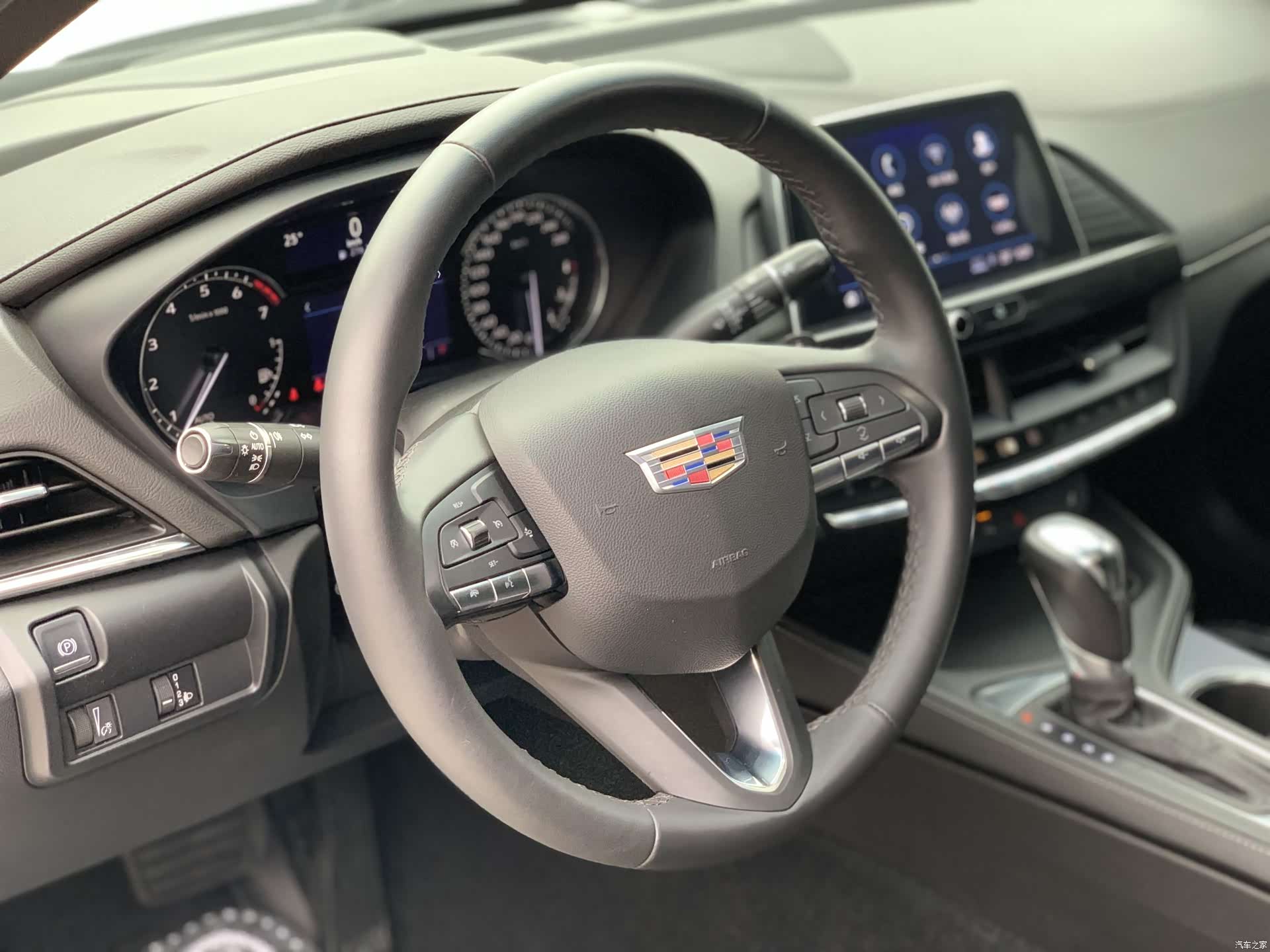 Cadillac CT4, 2022 12