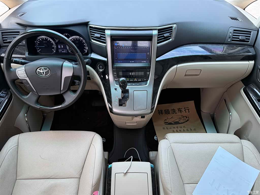 Toyota Alphard, 2011 6
