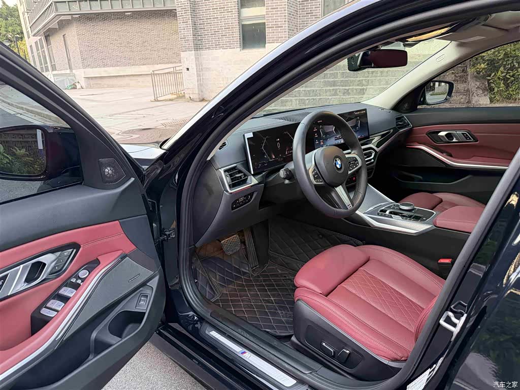 BMW 3 Series, 2024 7