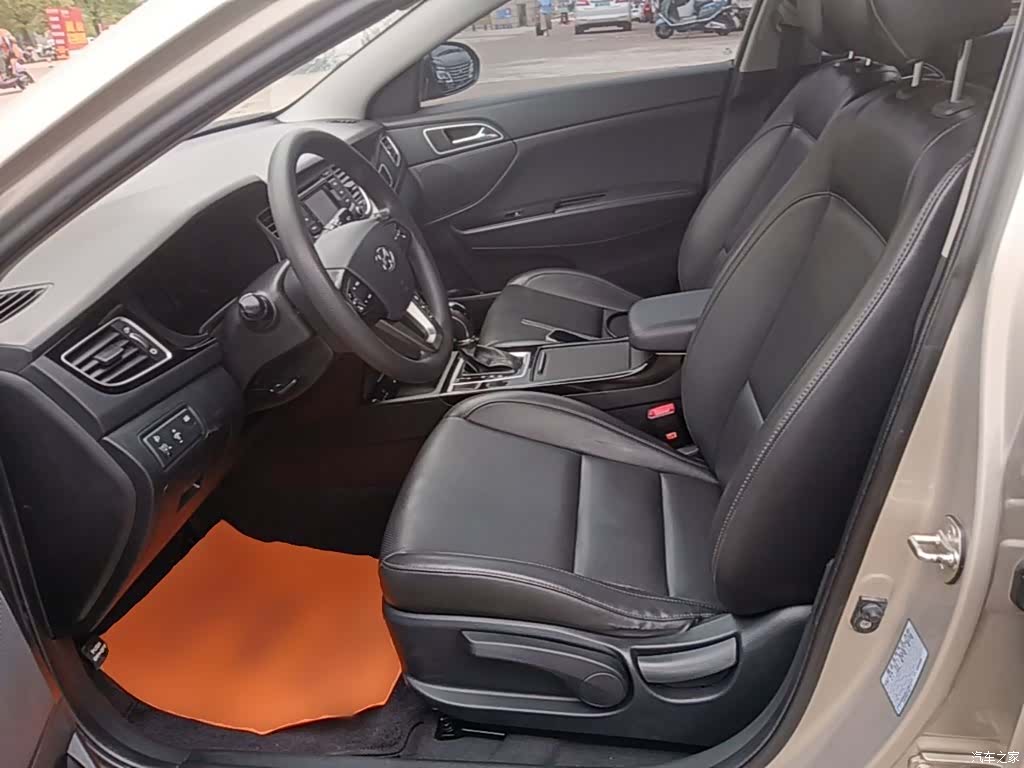 Hyundai GLS, 2016 15