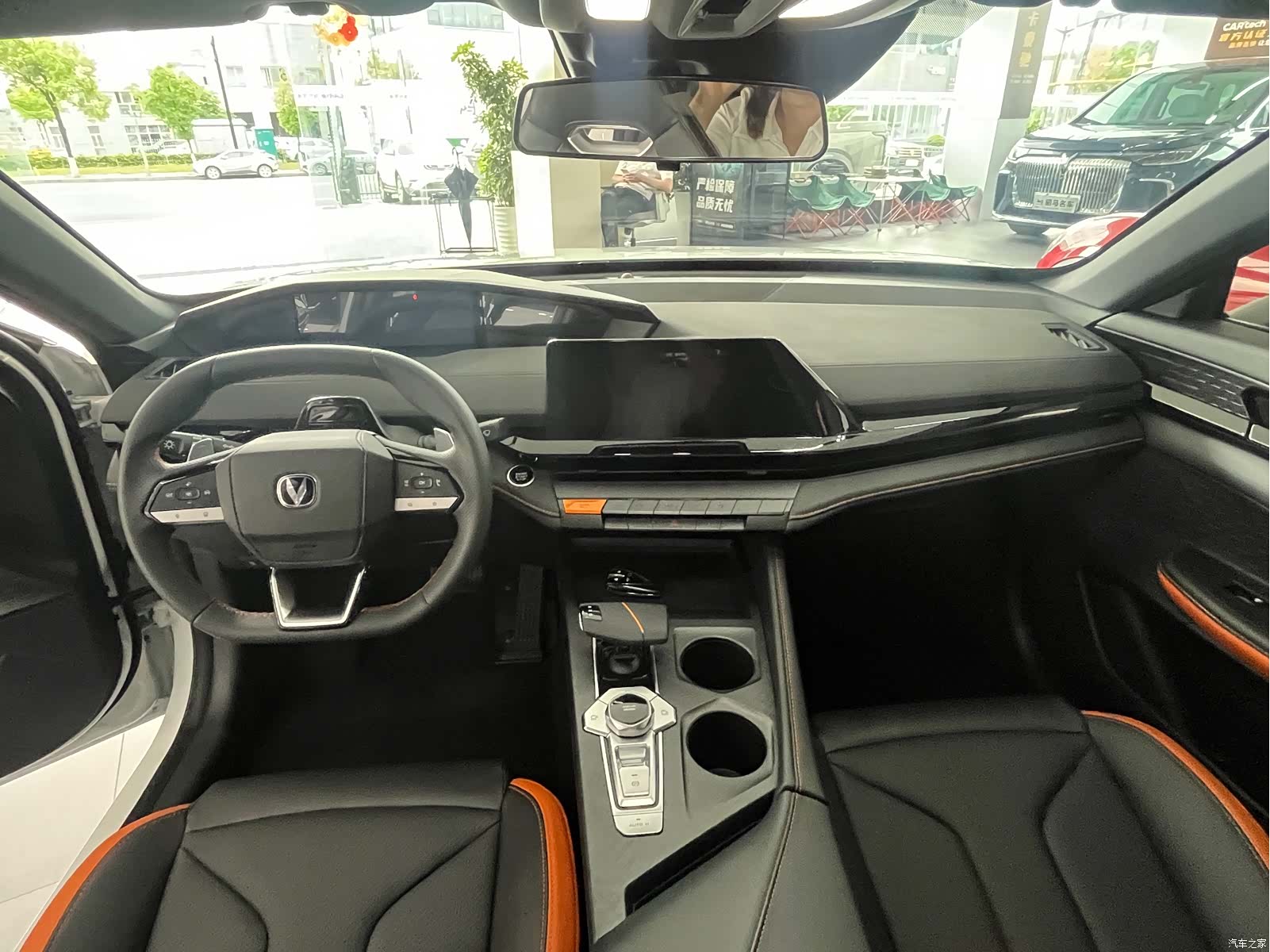 Changan UNI-V, 2025 11