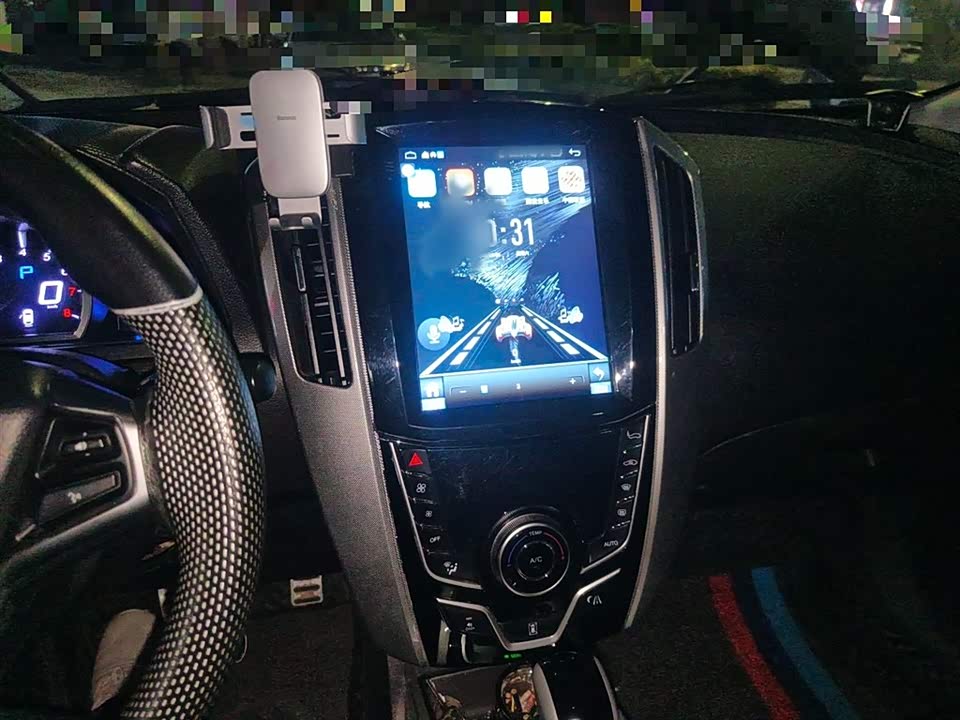 Luxgen Excellent 6 SUV