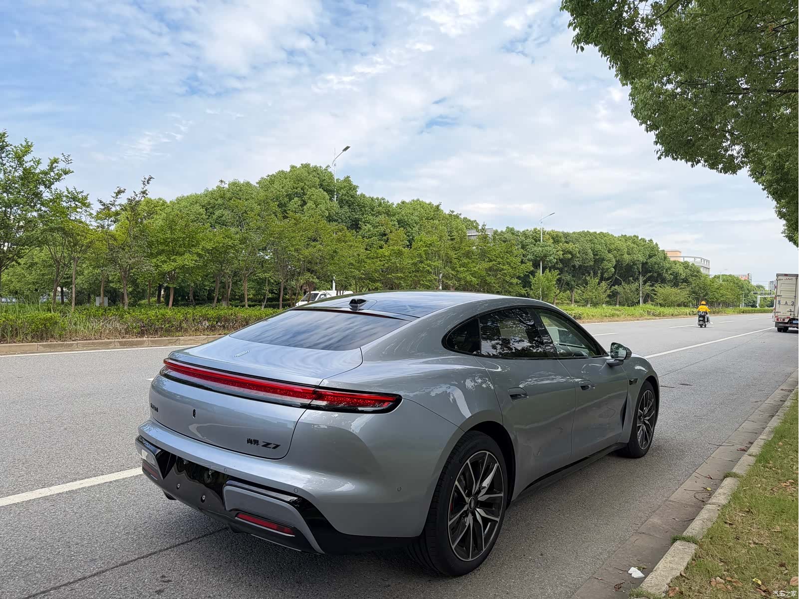 SAIC ShangJie Z7, 2026 7
