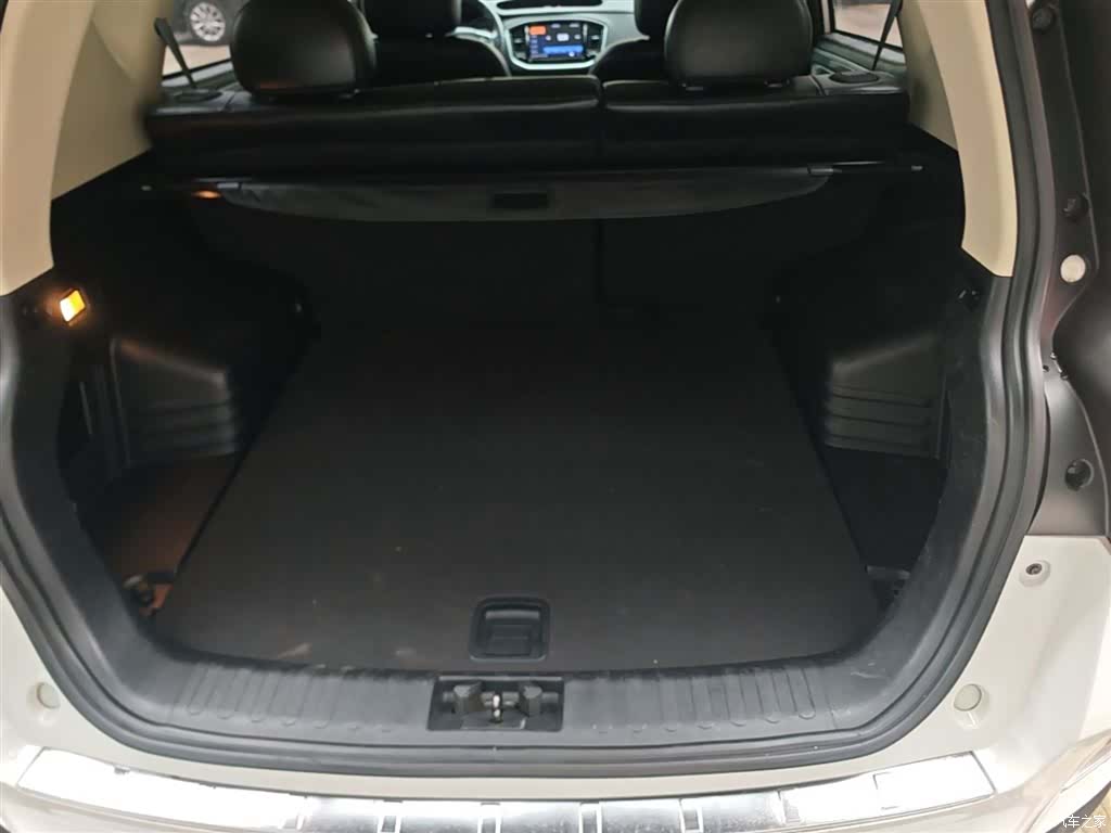 Geely X6, 2016 19