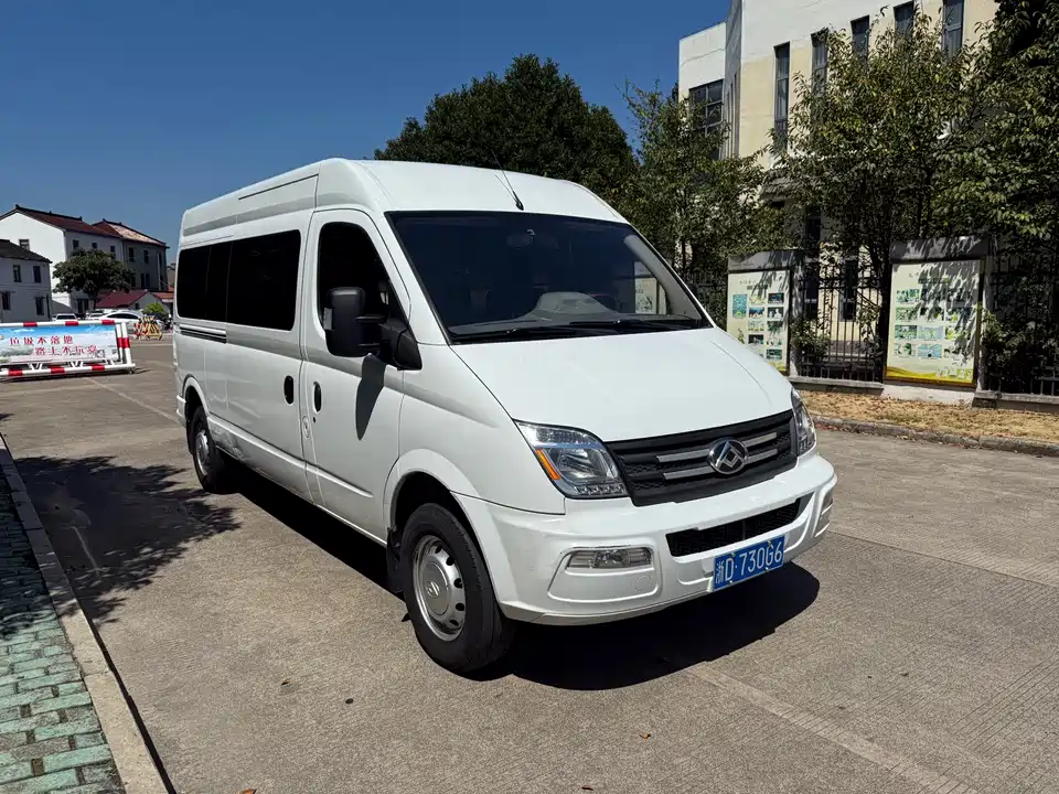 MAXUS Xintu V80