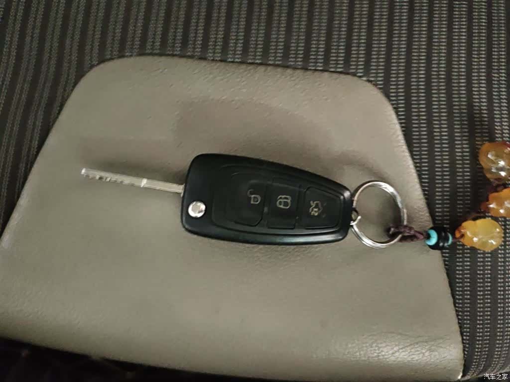 Ford Focus, 2015 9