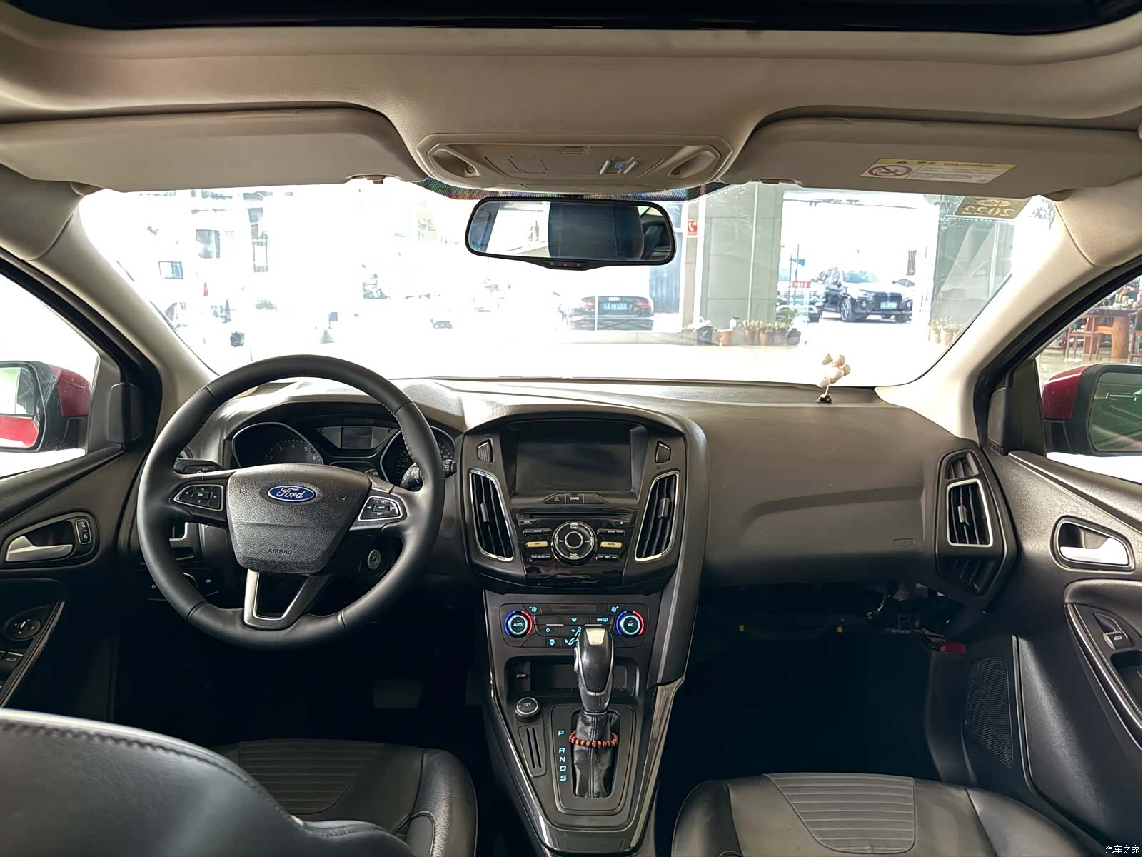 Ford Focus, 2016 9