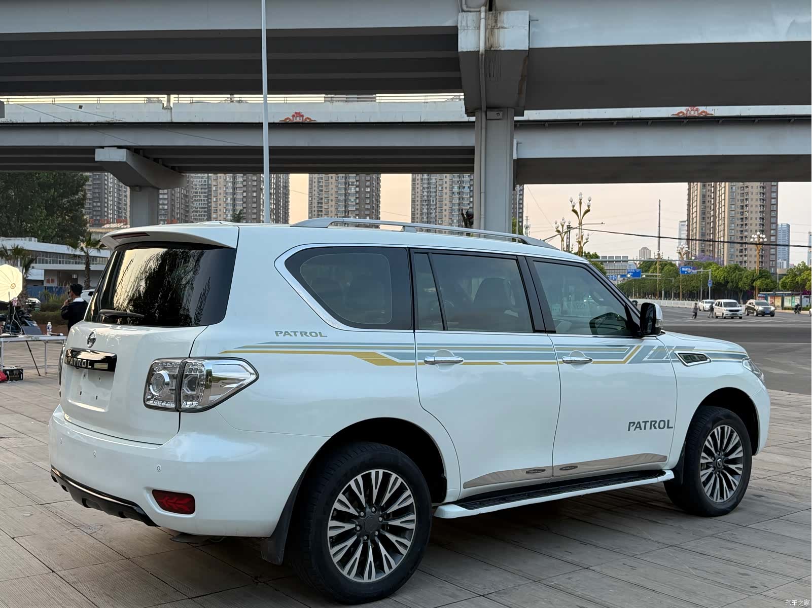 Nissan Patrol, 2017 4