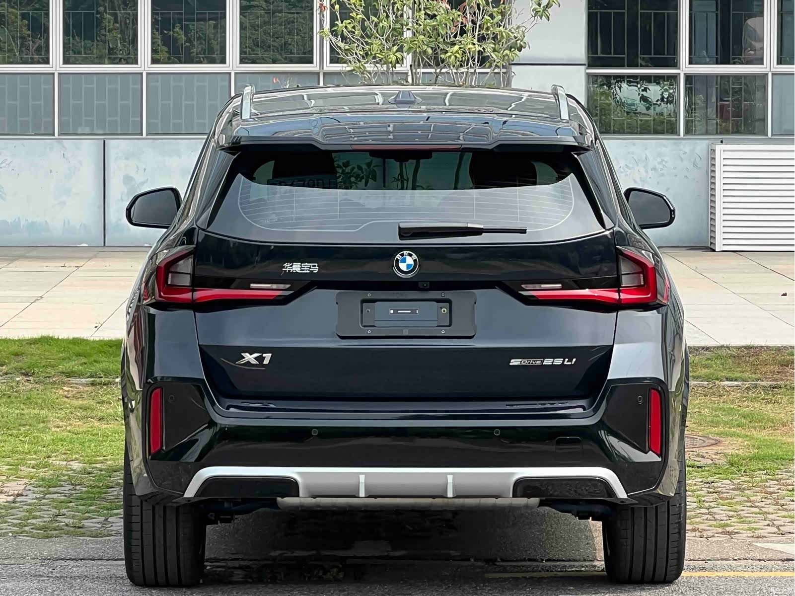 BMW X1, 2026 все фото