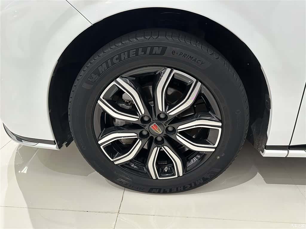 Hongqi HQ9, 2023 все фото