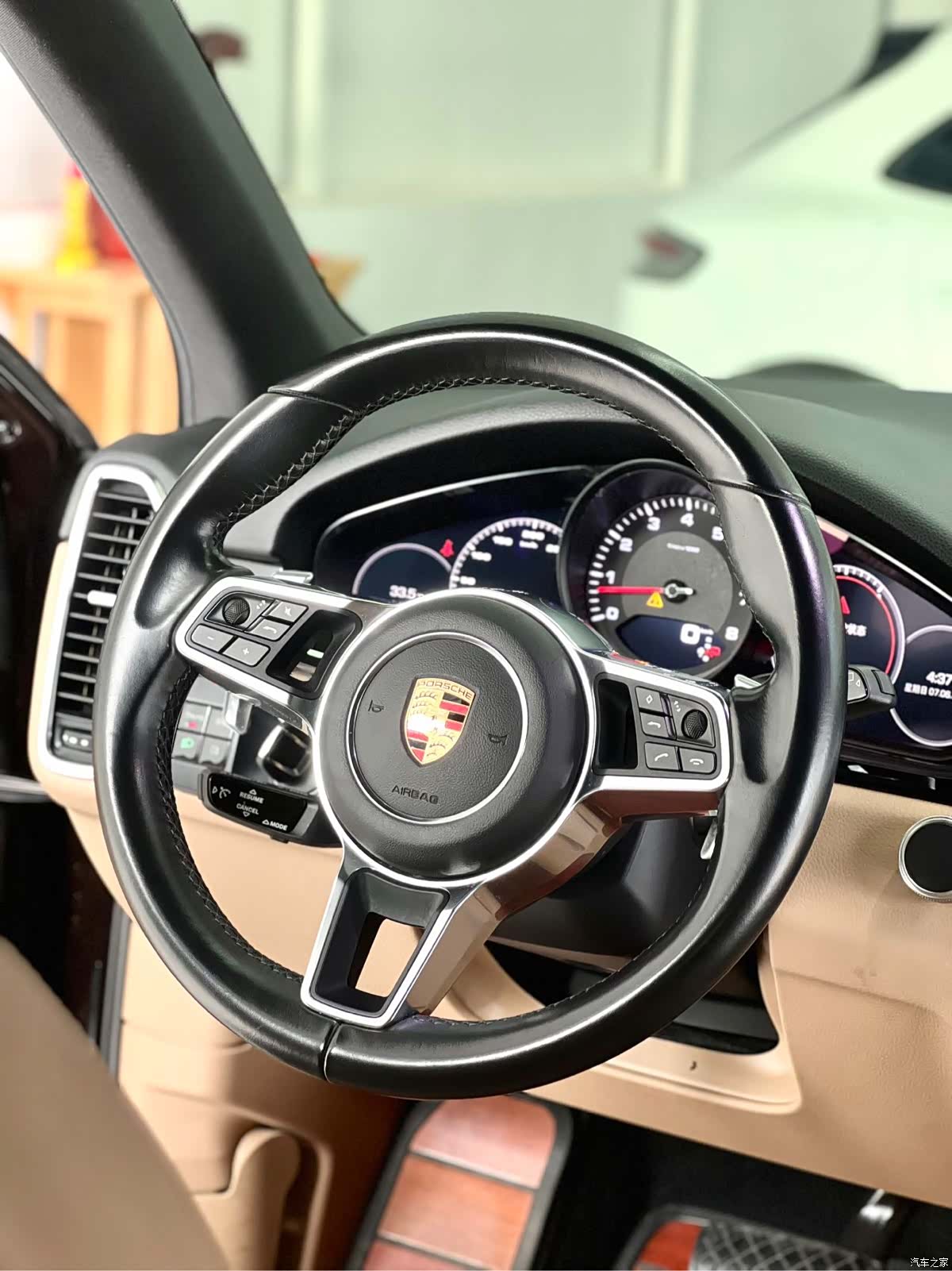Porsche Cayenne, 2018 13