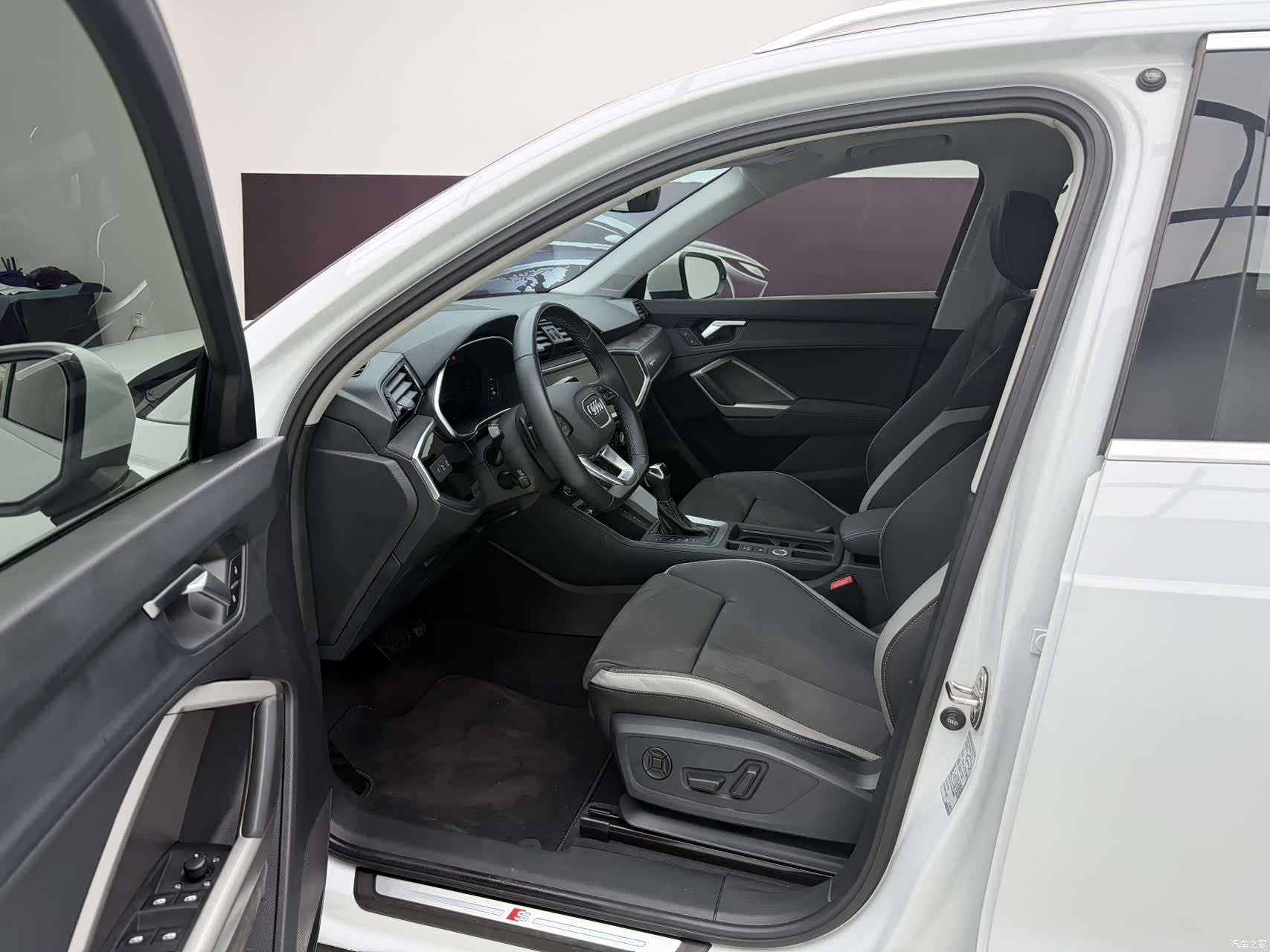 Audi Q3, 2023 7
