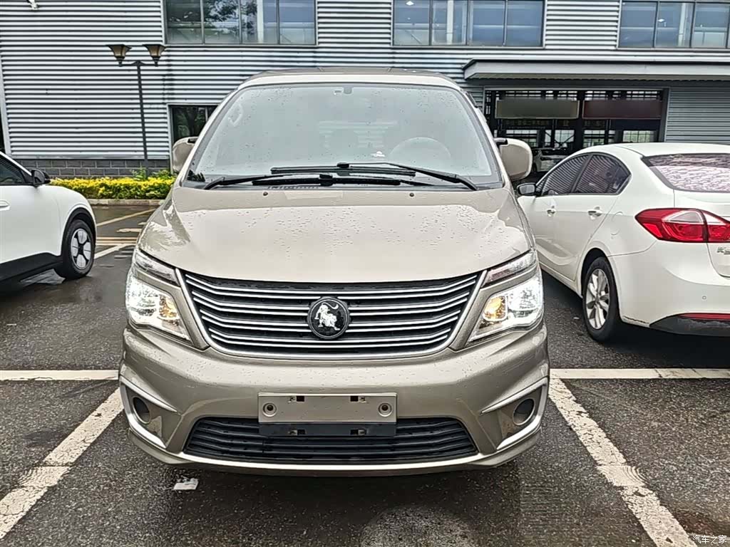 DongFeng M5L, 2022 3