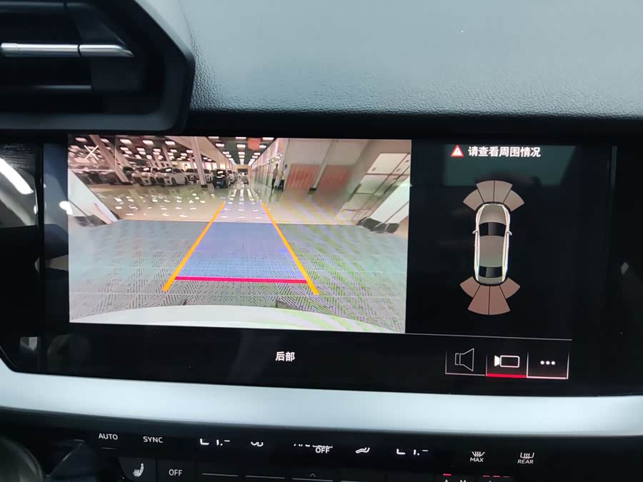 Audi A3 2023, фото 12