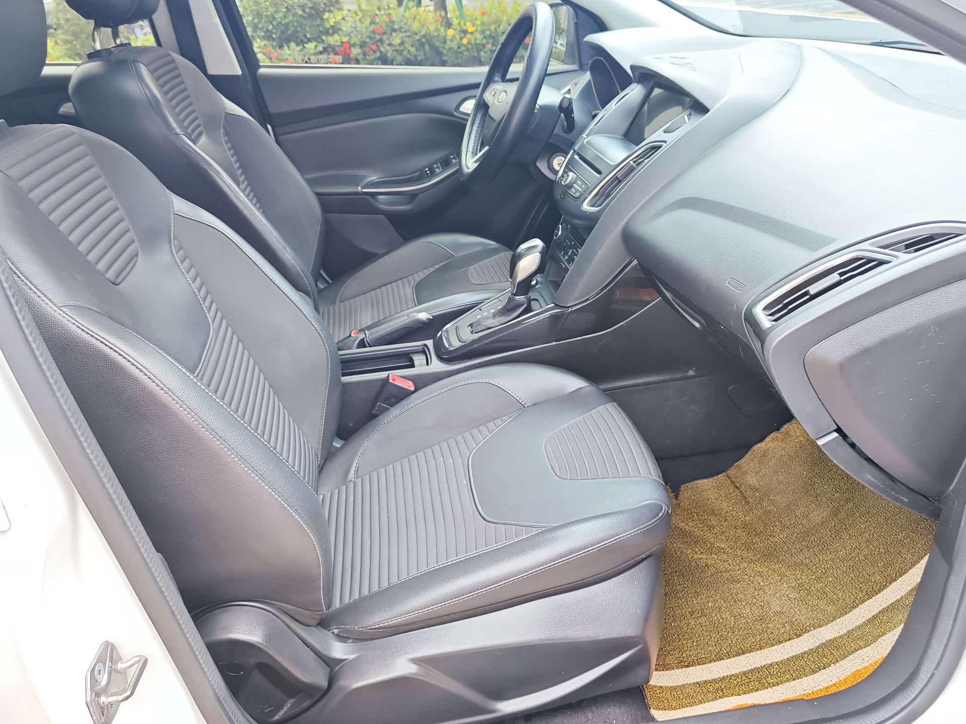Ford Focus, 2017 21
