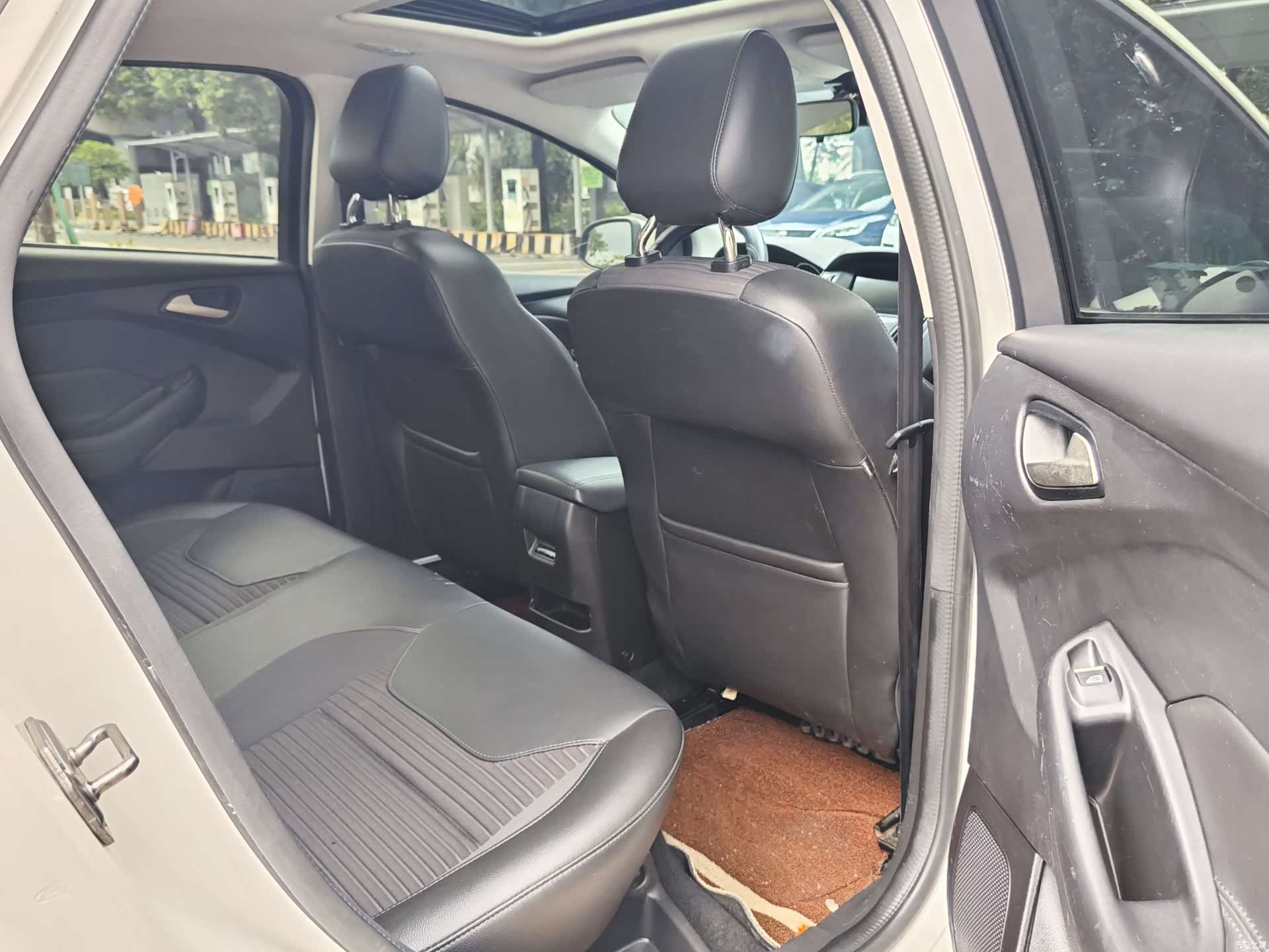 Ford Focus, 2017 25