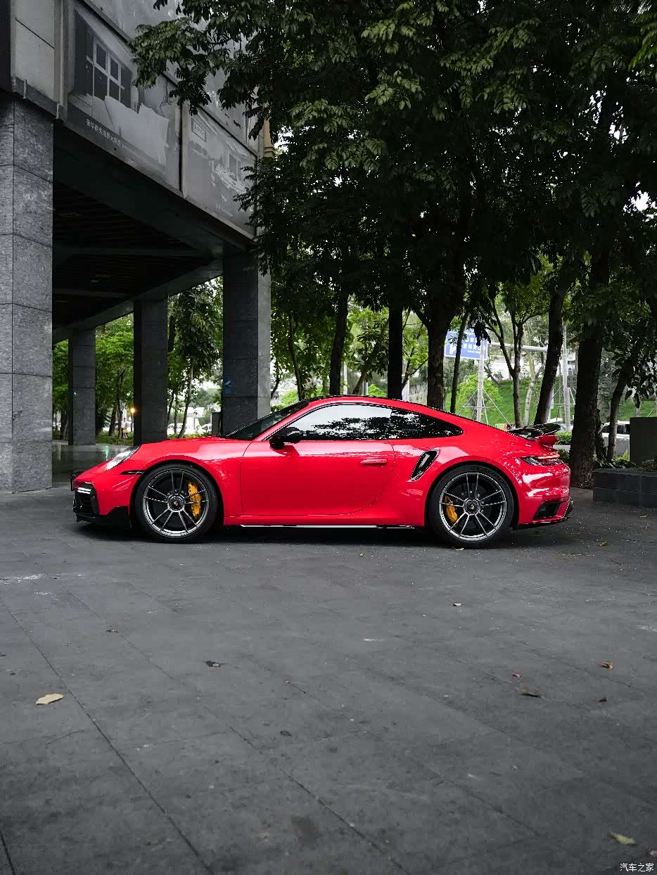 Porsche 911, 2023 9