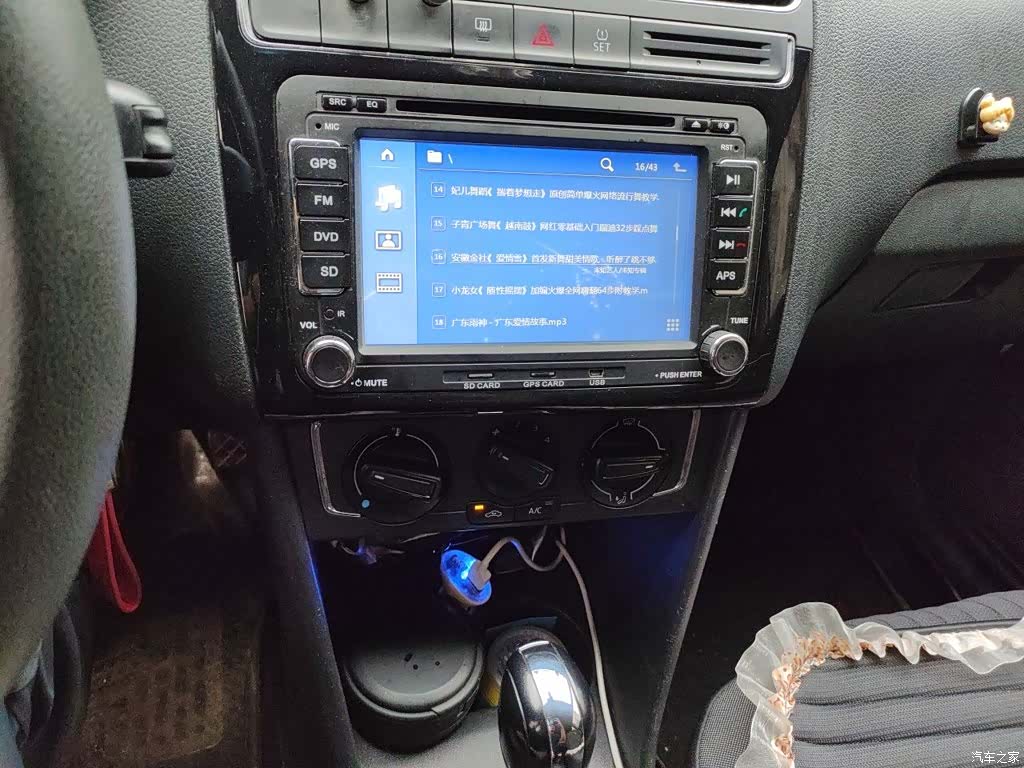 Volkswagen Polo, 2015 9