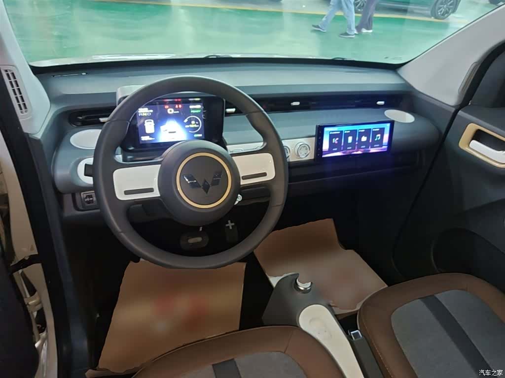 Wuling MINIEV, 2023 10
