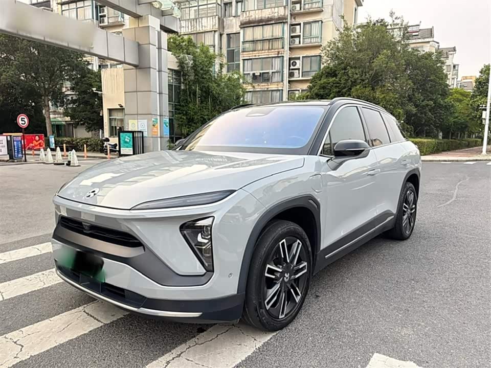 NIO ES6