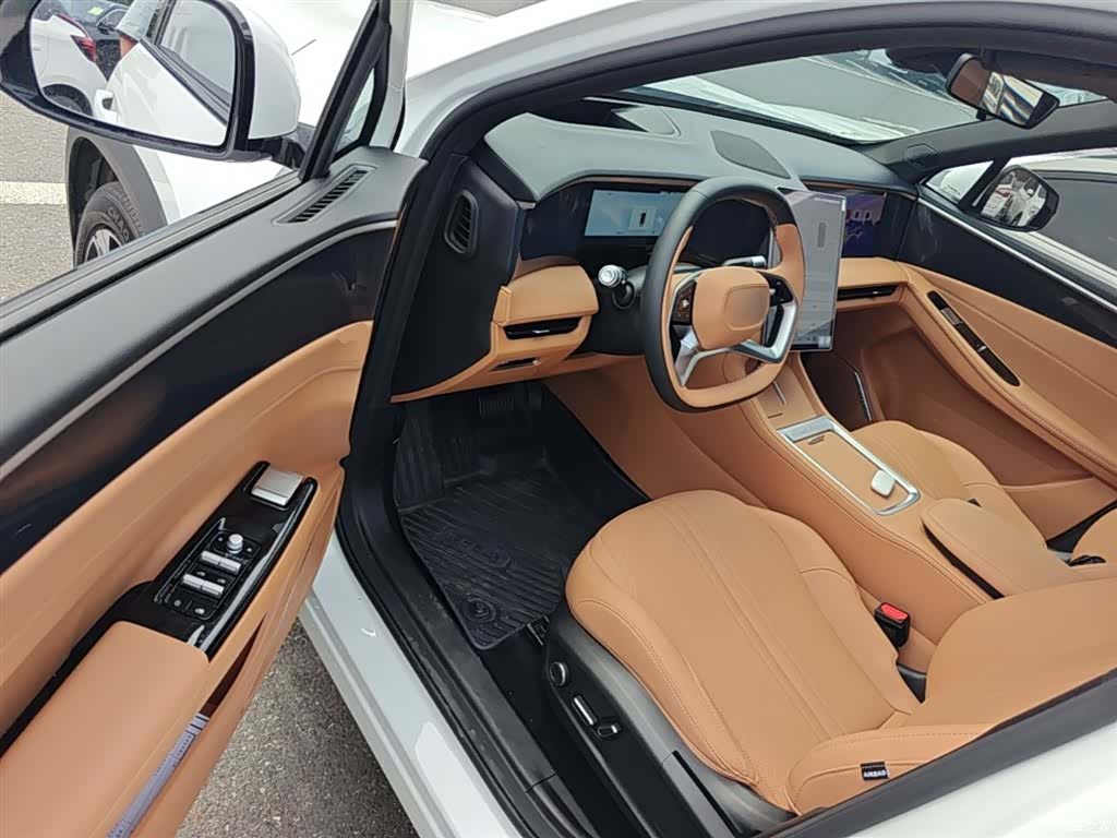 Geely Galaxy L7, 2025 16
