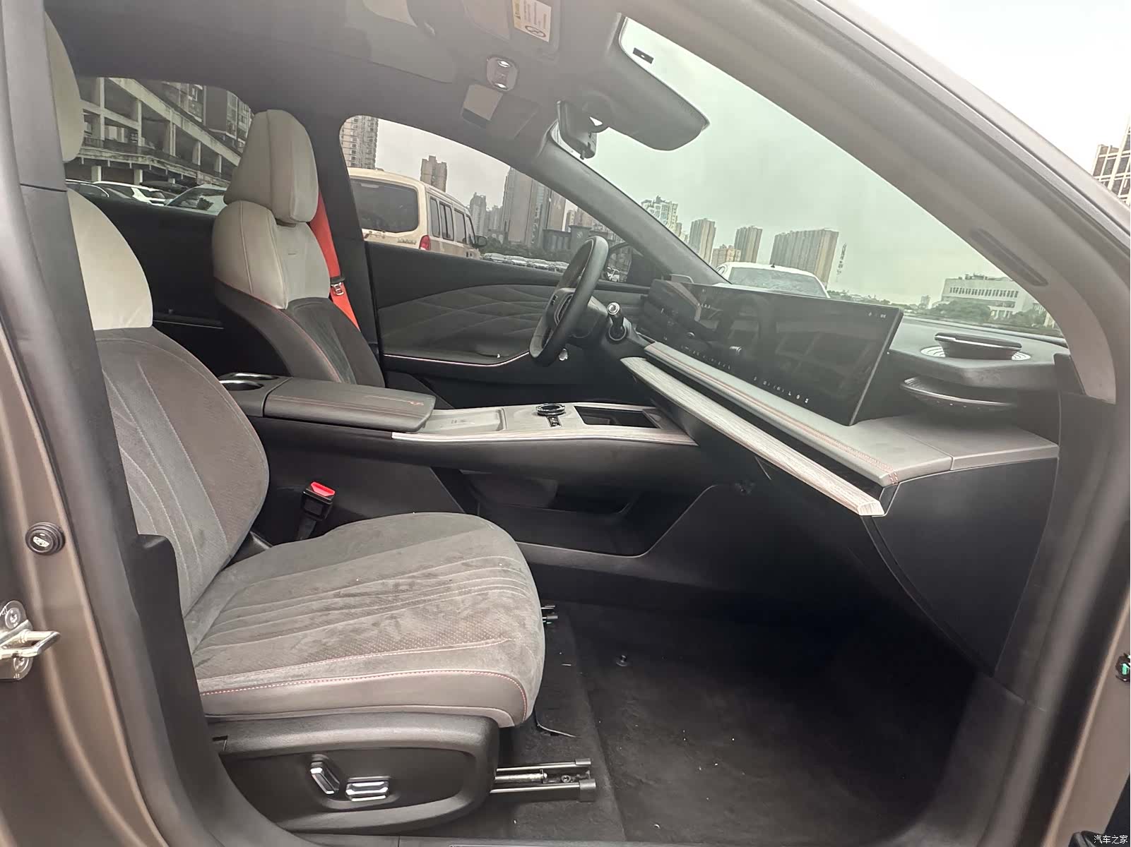 Geely E8, 2024 все фото