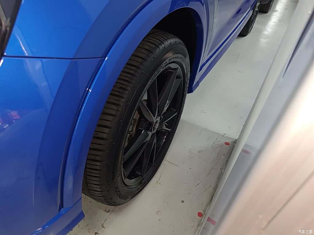 Audi Q2L, 2022 23