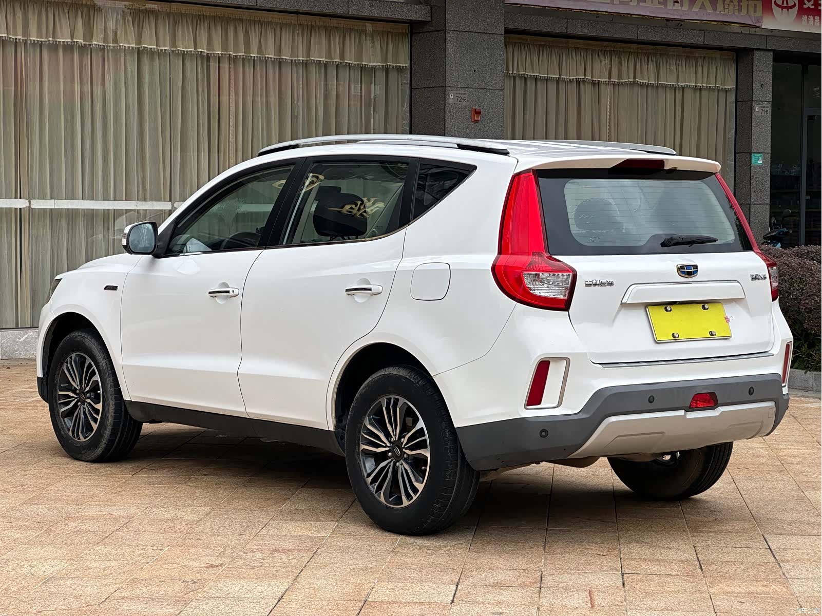 Geely X6, 2018 9