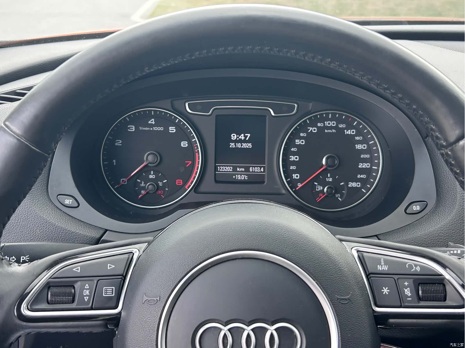 Audi Q3, 2014 16