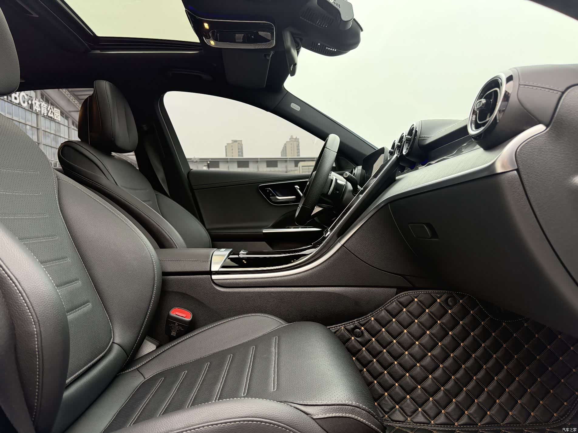 Mercedes-Benz C-Class, 2022 13