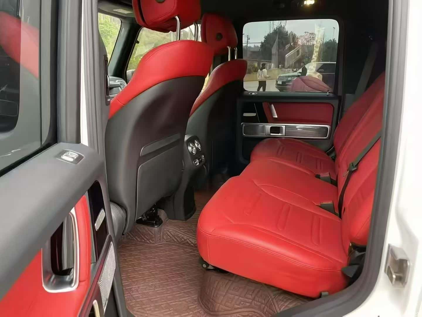 Mercedes-Benz G-Class, 2022 3