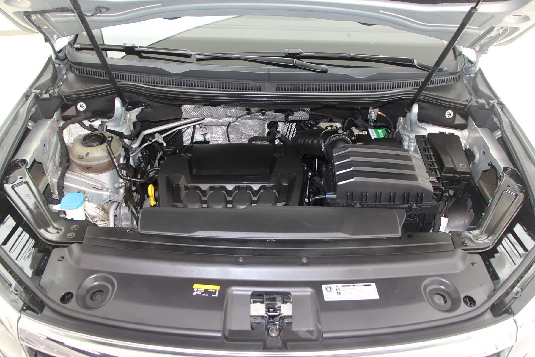 Volkswagen Viloran, 2022 15