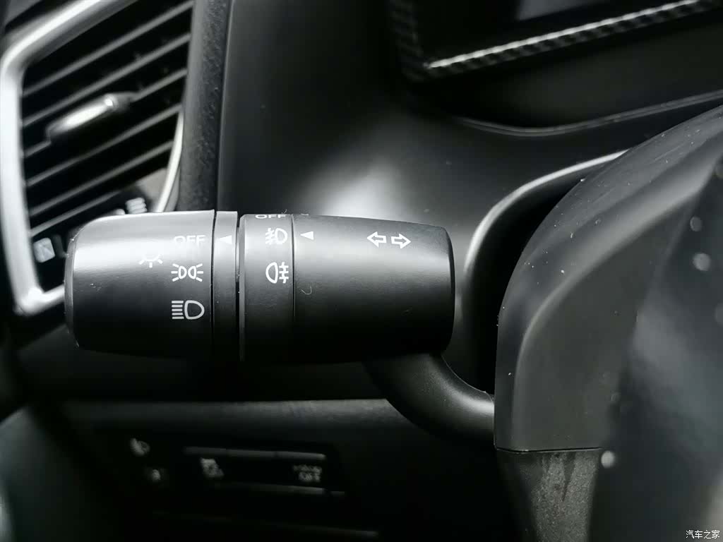 Mazda Mazda3, 2016 21