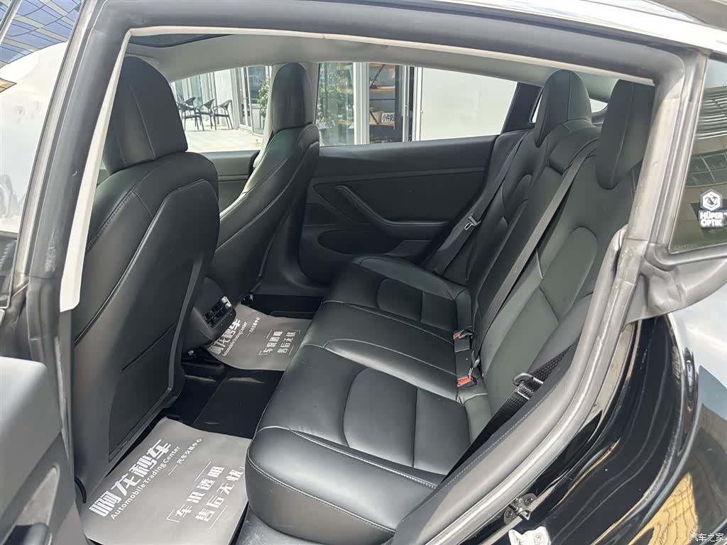 Tesla Model 3, 2020 9