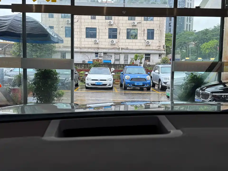 AITO Ask the world M7