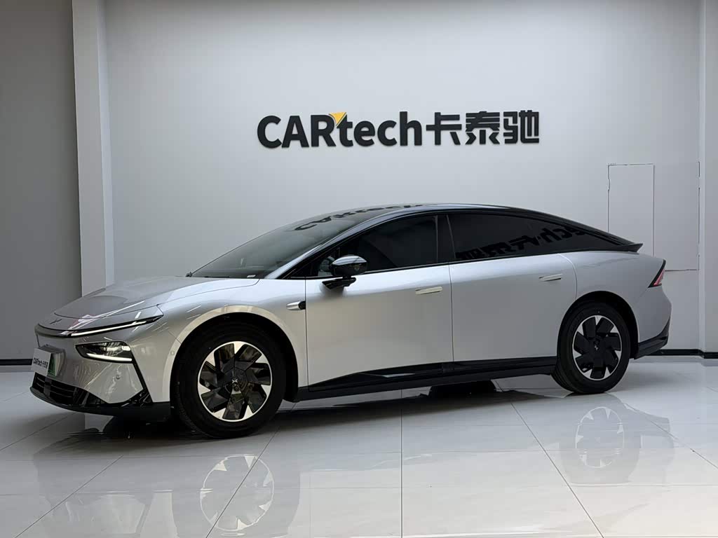 Xpeng P7