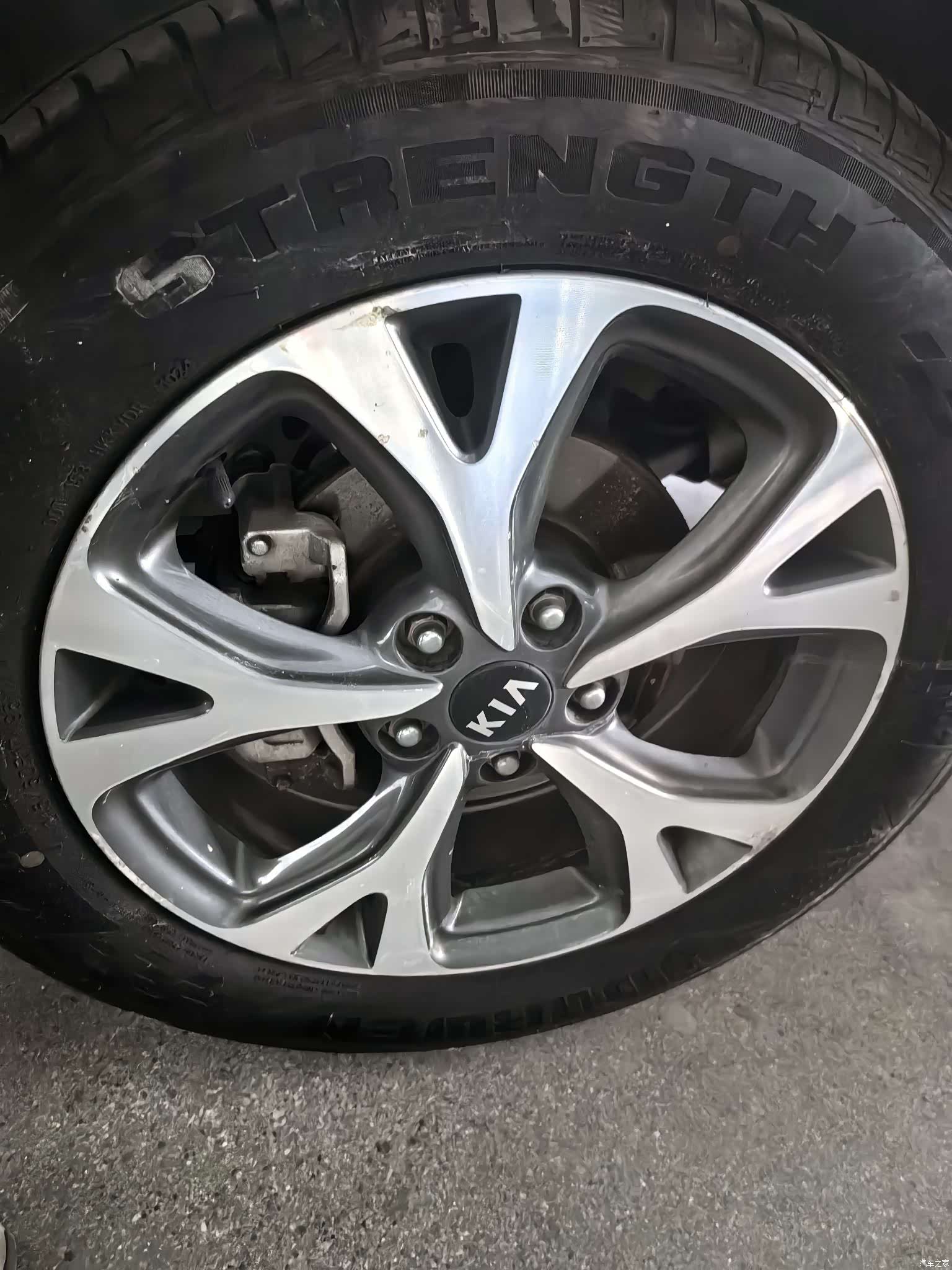 Kia KX3, 2016 11