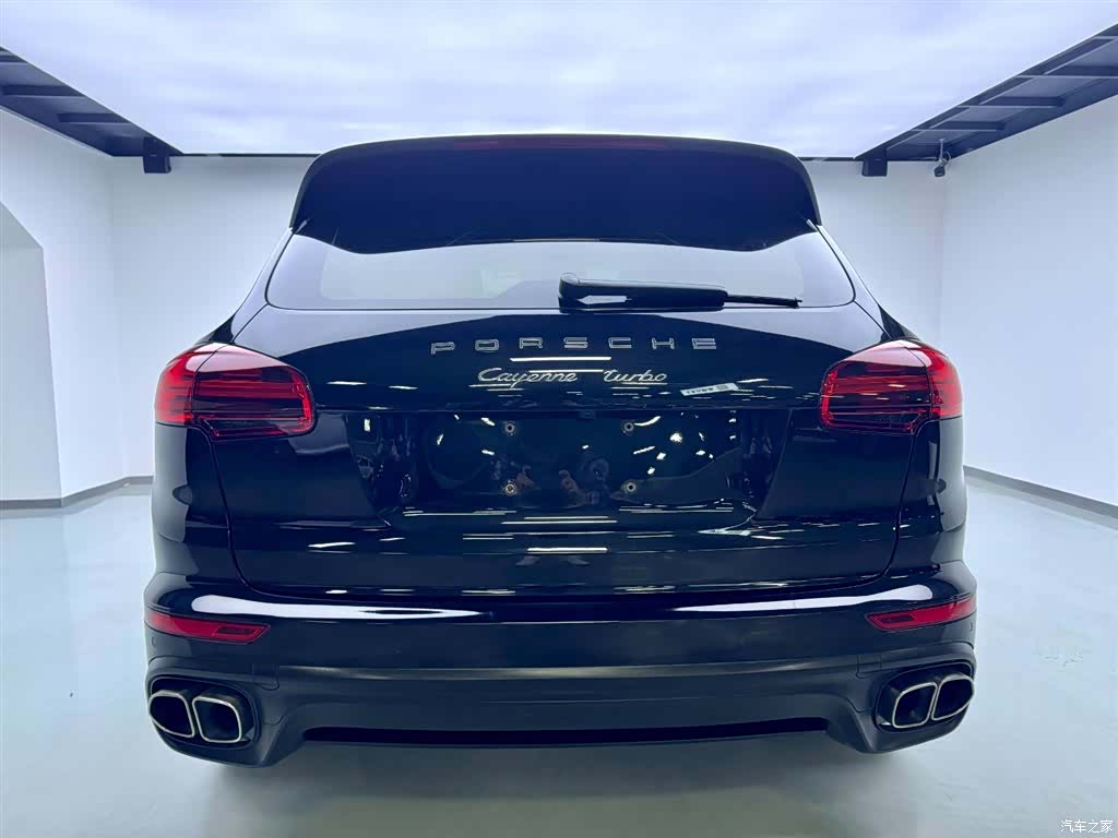 Porsche Cayenne, 2017 все фото