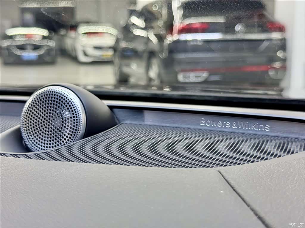Volvo V90, 2019 17