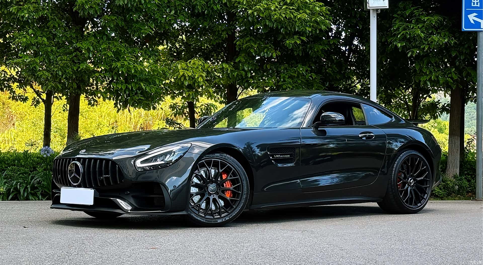 MG AMG