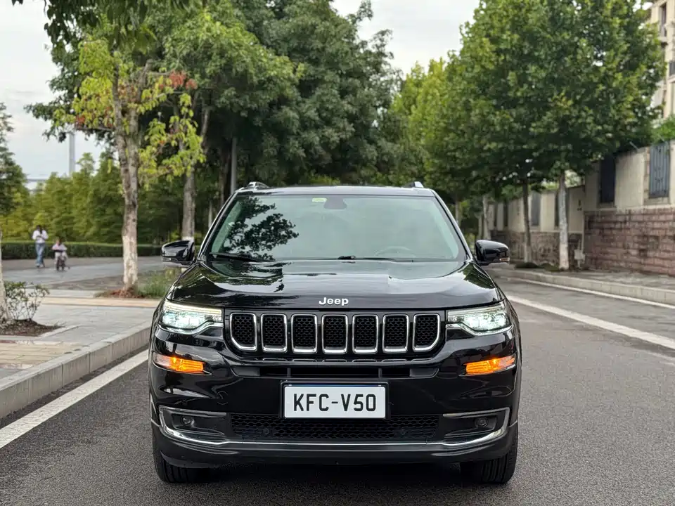 Jeep Grand Commander